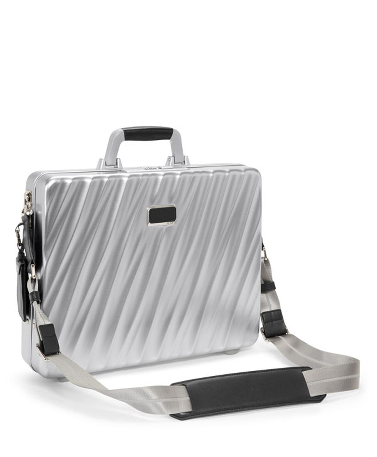 TUMI 19 Degree Aluminum BRIEFCASE  Silver