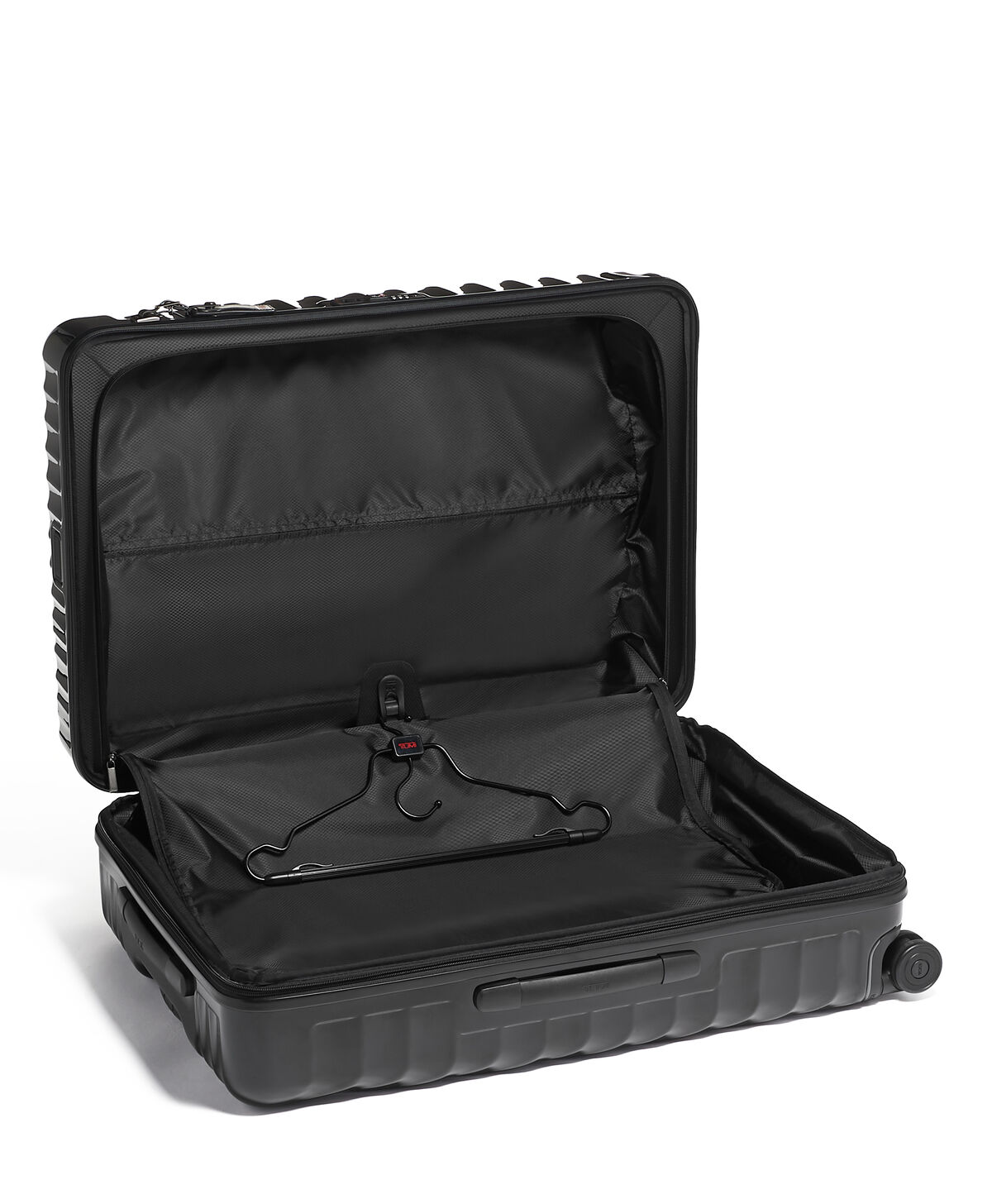 TUMI 19 Degrees EXT TRIP EXP 4 WHL P/C  Black