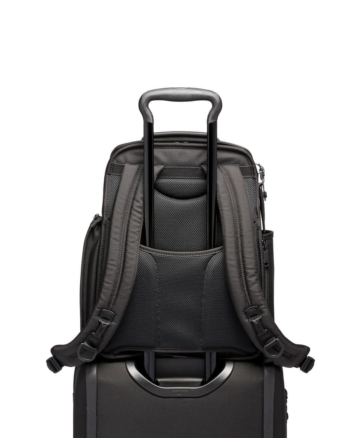 TUMI Alpha 3 COMPACT LAPTOP BRIEF PACK Black TUMI Alpha 3 COMPACT LAPTOP BRIEF PACK Black