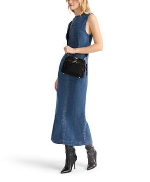 Voyageur Teghan Crossbody