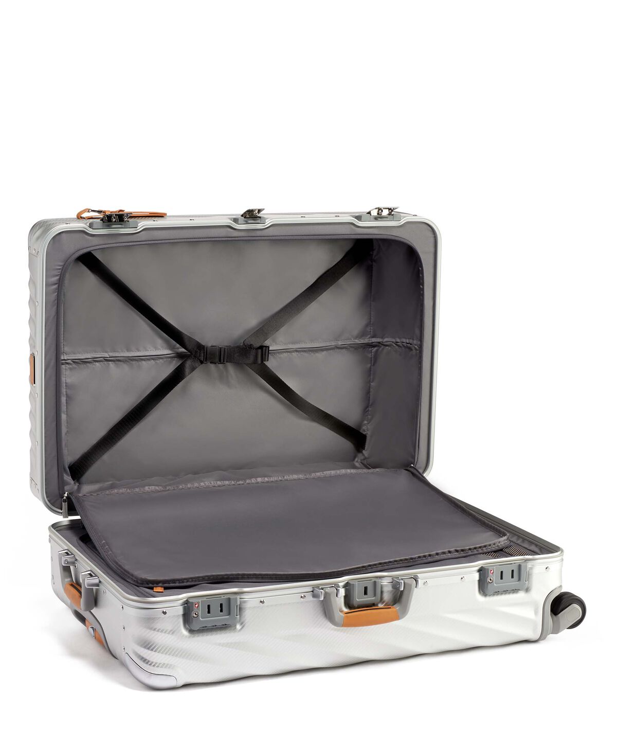 TUMI 19 Degree Aluminium EXTENDED TRIP PACKING Texture Silver