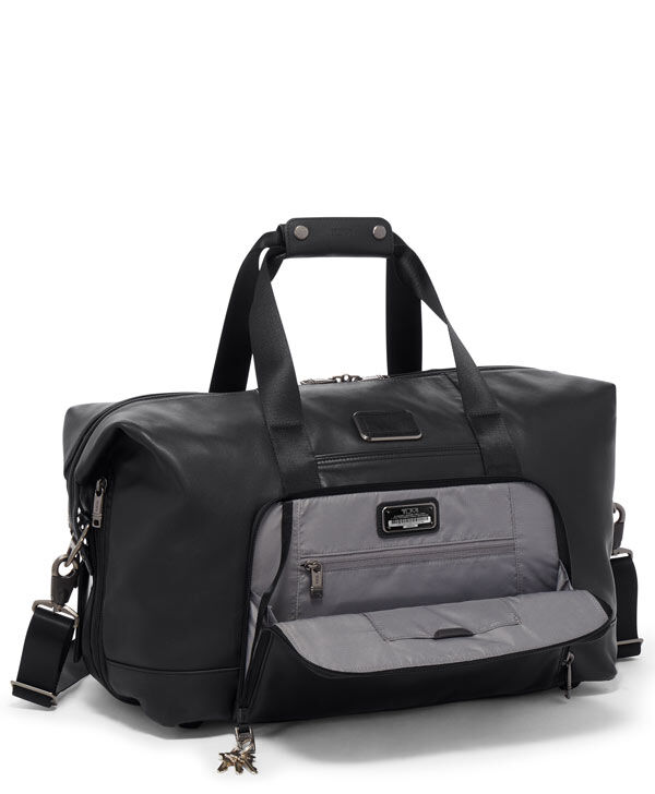TUMI