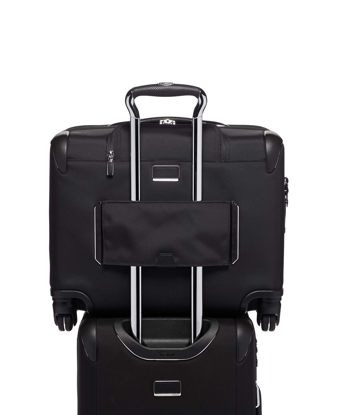 TUMI Arrivé COMPACT 4 WHL BRIEF  Black