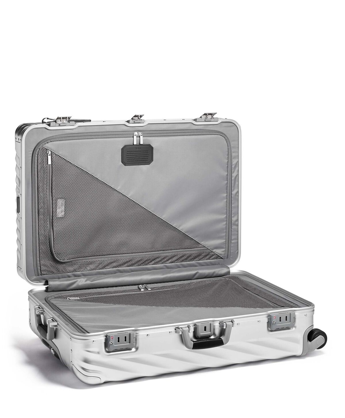 TUMI 19 Degree Aluminium EXTENDED TRIP PACKING Silver