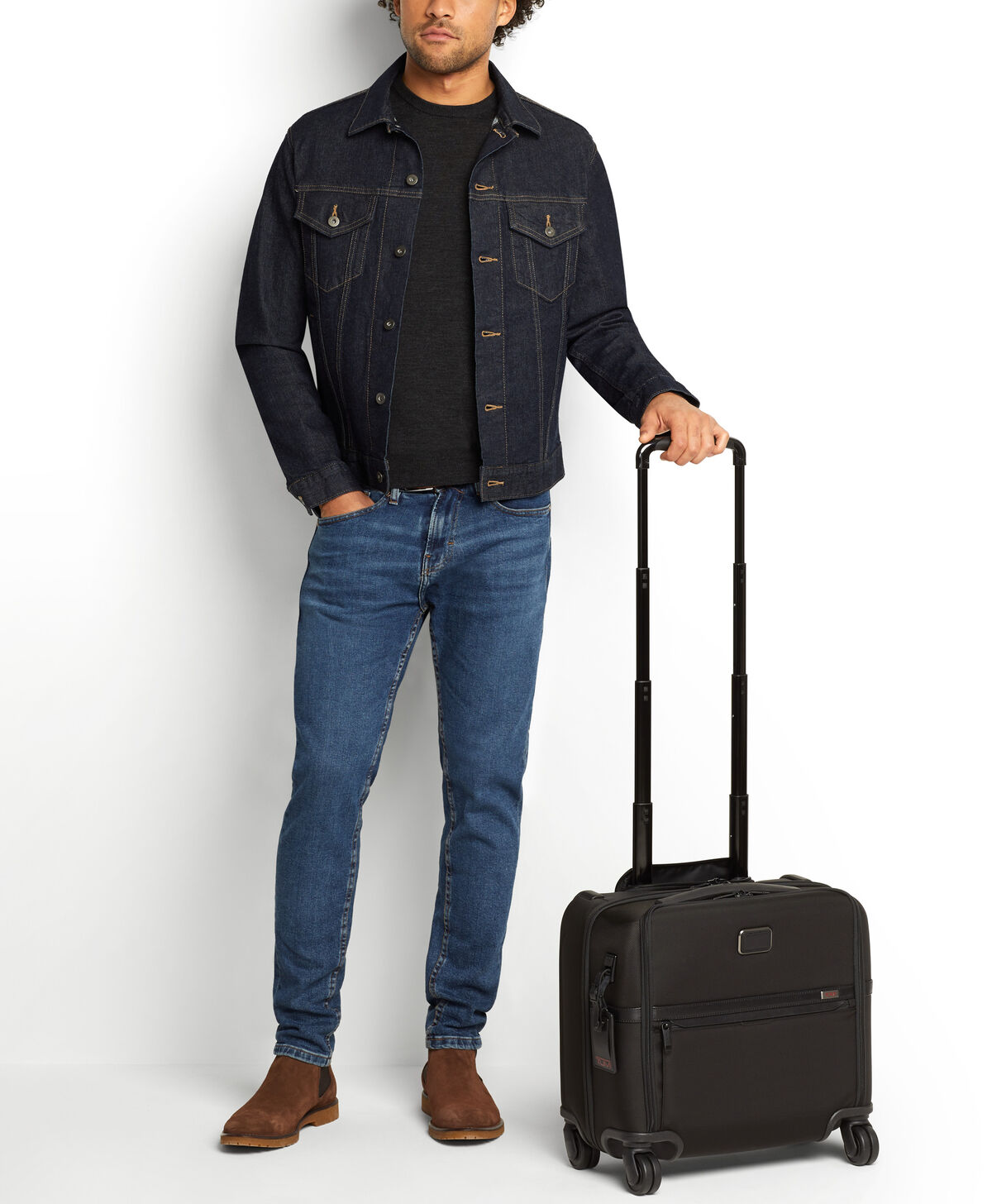 Alpha Compact Front Pocket Cabin