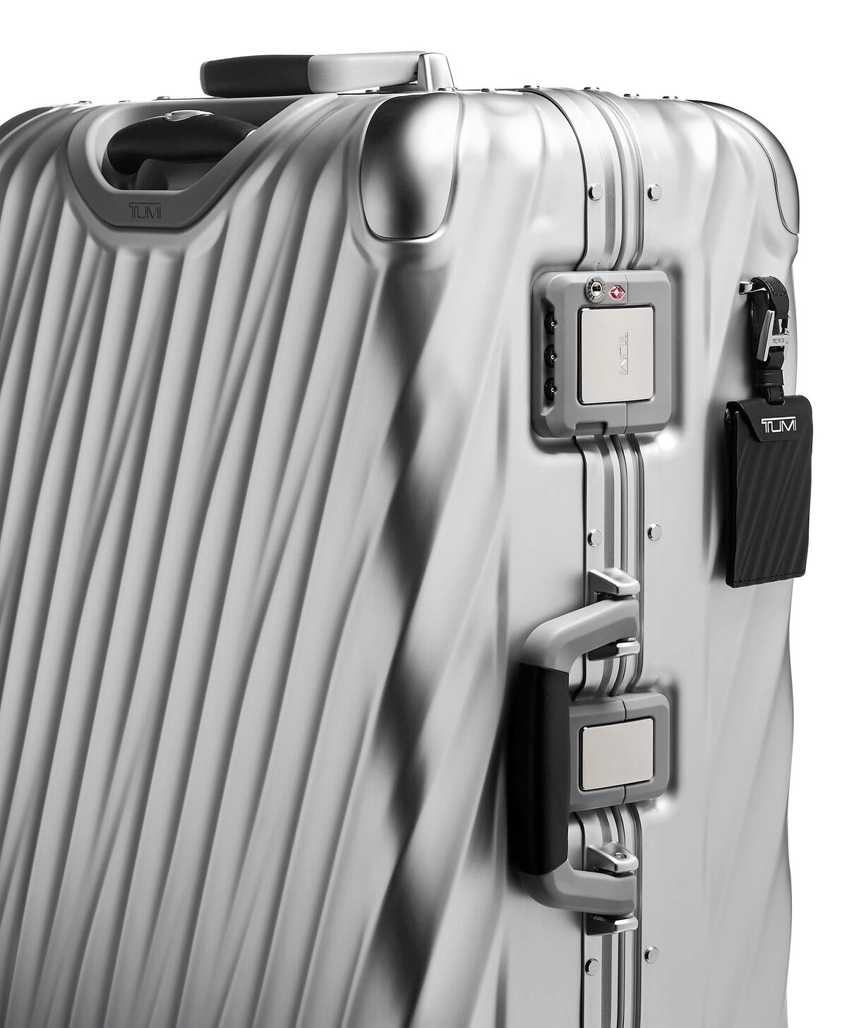 TUMI 19 Degree Aluminium SHORT TRIP PACKING Silver