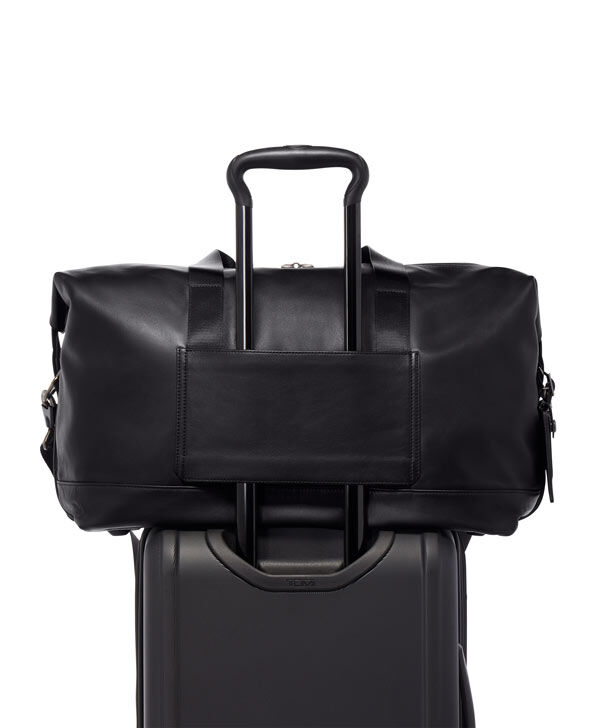 TUMI