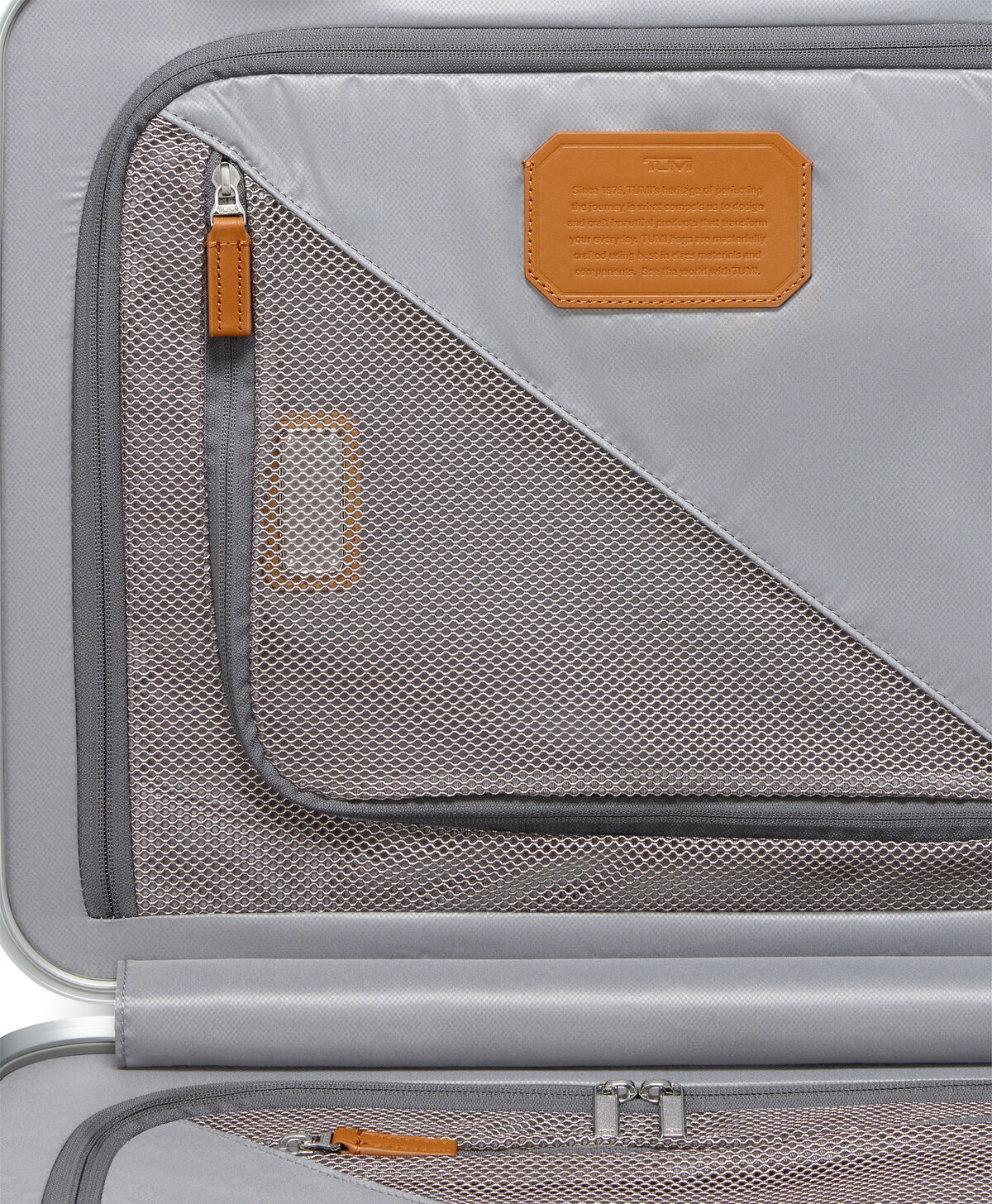 19 Degree Aluminium Large Cabin | TUMI Large Cabin