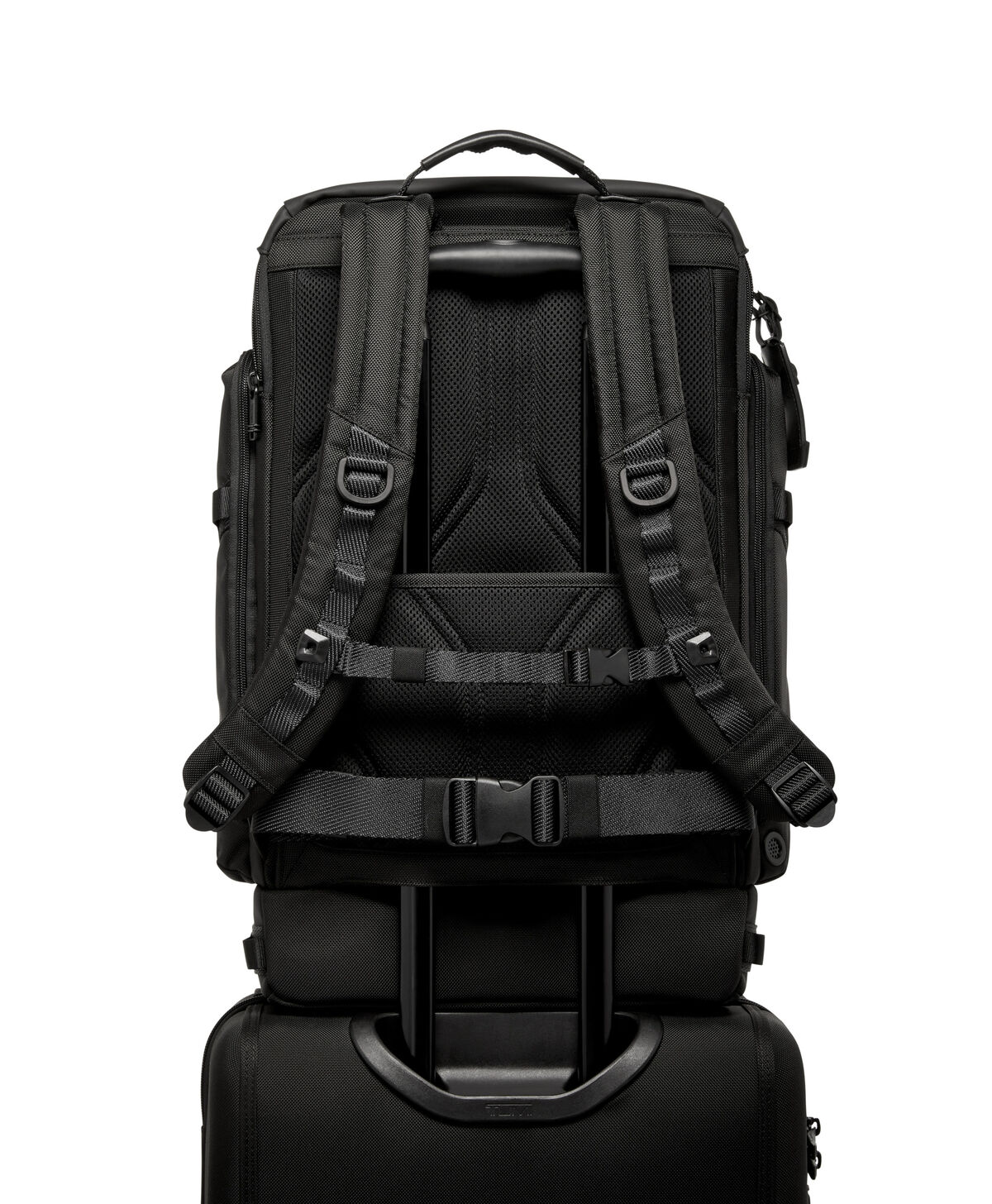 TUMI Alpha Bravo EXPEDITION FLAP BACKPACK  Black TUMI Alpha Bravo EXPEDITION FLAP BACKPACK  Black