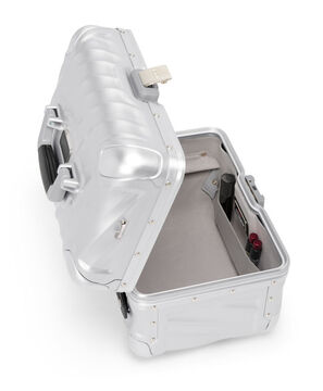 19 Degree Aluminium Train Case