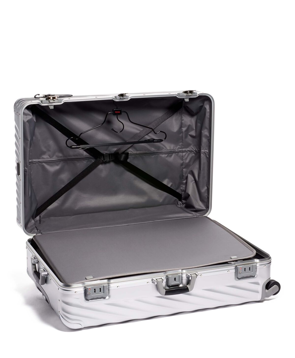 TUMI 19 Degree Aluminium WORLDWIDE TRIP PACKING Silver