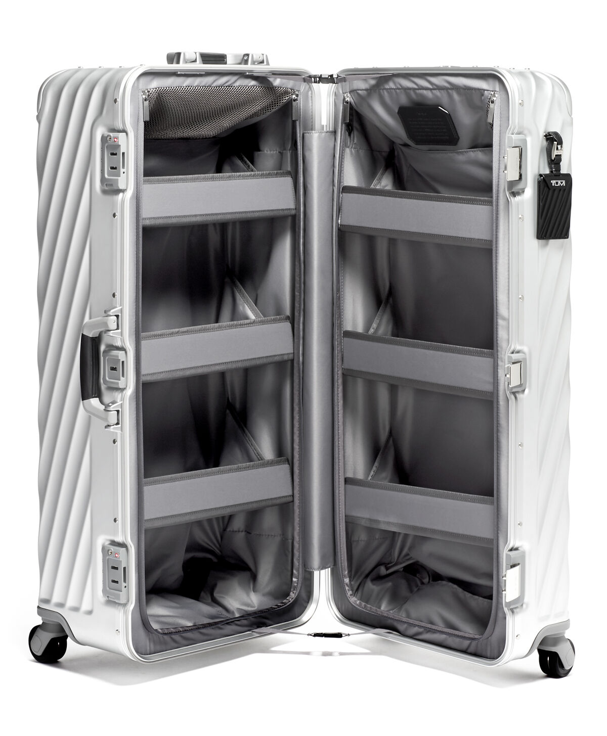 TUMI 19 Degree Aluminium ROLLING TRUNK Silver